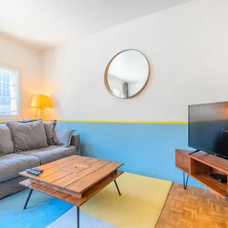 Functional Flat In The Heart Of Old Lille. Appartement