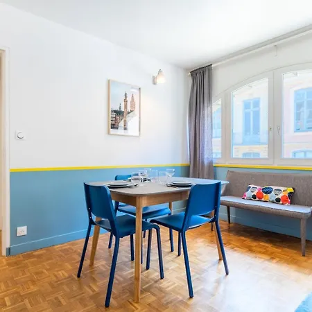 Functional Flat In The Heart Of Old Lille. Apartamento