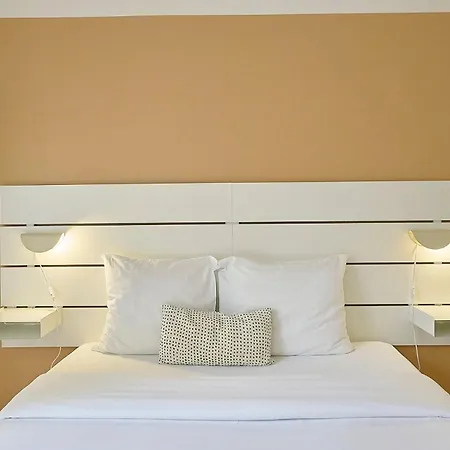 Functional Flat In The Heart Of Old Lille. Lejlighed *