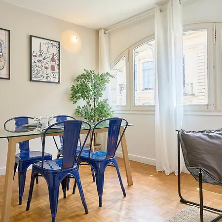 Functional Flat In The Heart Of Old Lille. Lejlighed *